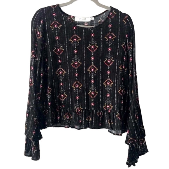 A.OK Coevolution Boutique Top - Picture 1 of 5